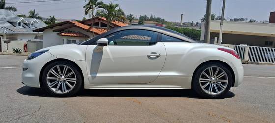 PEUGEOT RCZ 1.6 16V TURBO GASOLINA 2P AUTOMÁTICO PEUGEOT RCZ 1.6 16V TURBO GASOLINA 2P AUTOMÁTICO